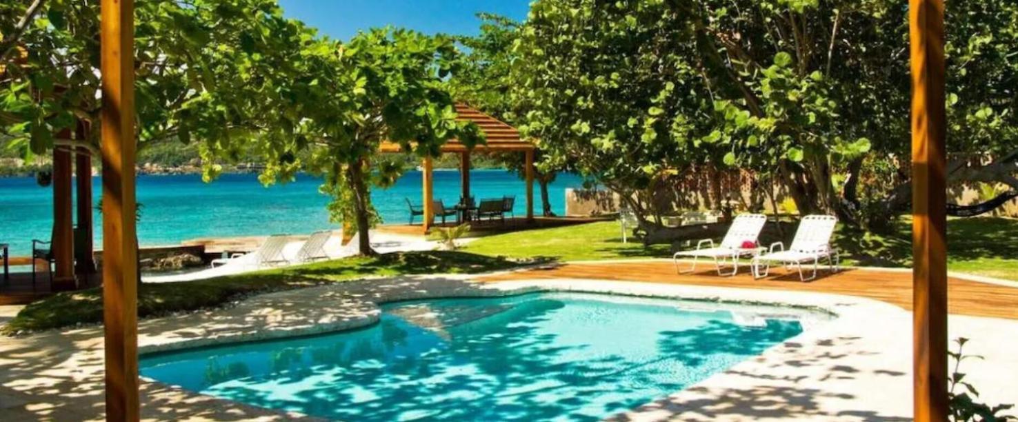 Sea Grapes Air-Conditioned 6-Bedroom Home With Cottage Discovery Bay Exterior photo
